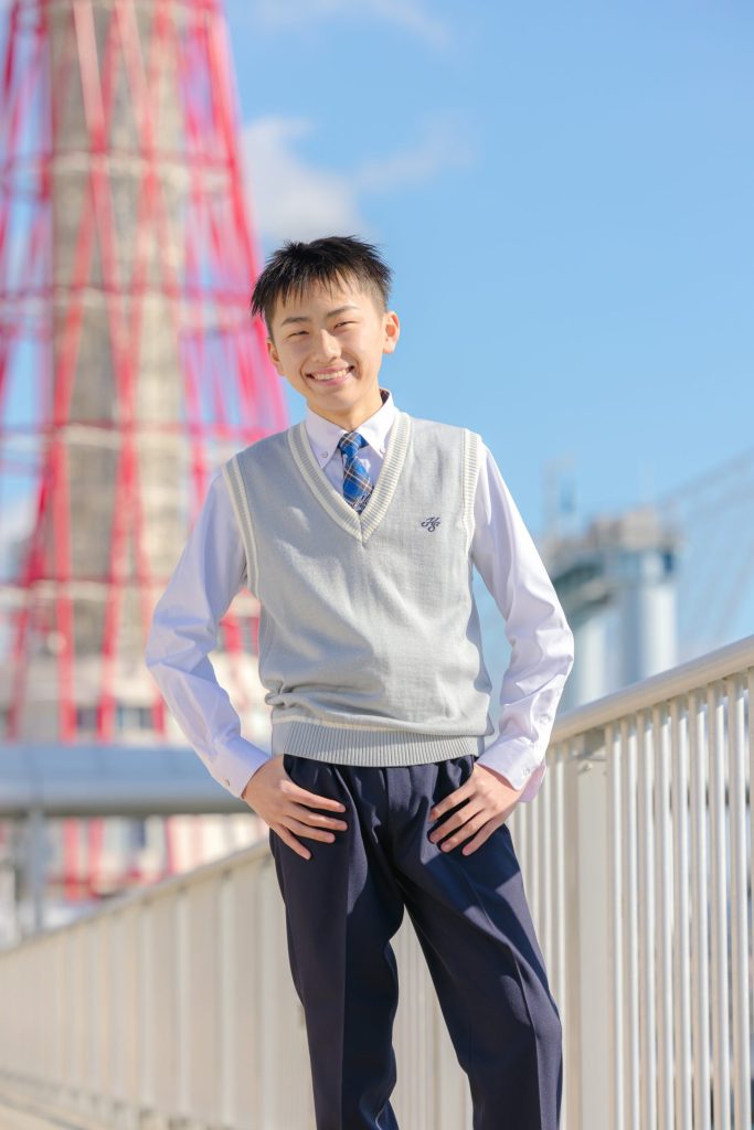 ニットベスト（グレー） 神戸モデル標準服